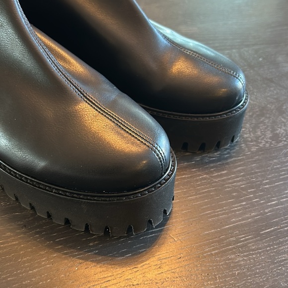 Frame Le Croyden Faux Leather Pull on Lug Sole Boot Blqck - Picture 12 of 14